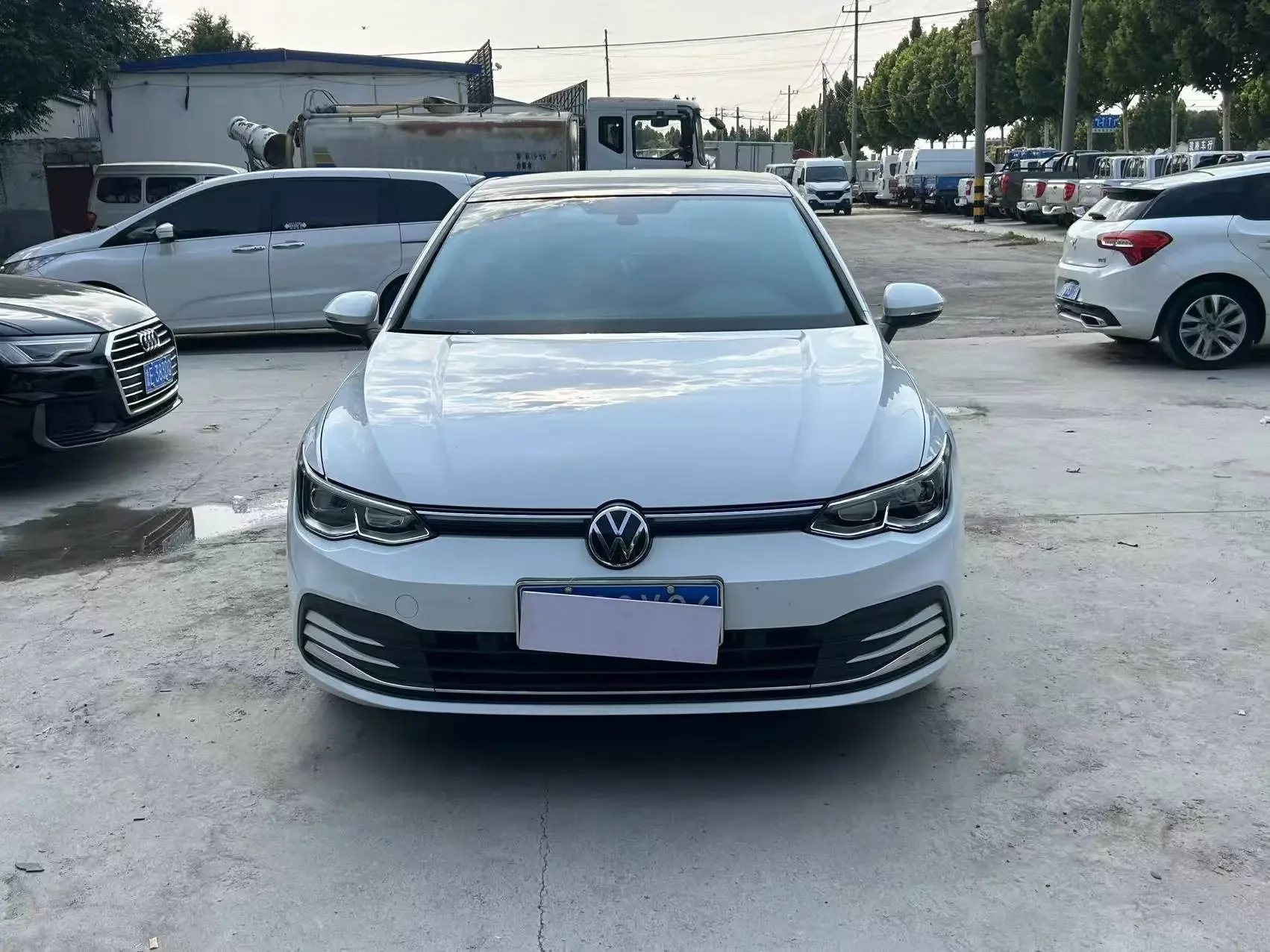 Volkswagen golf