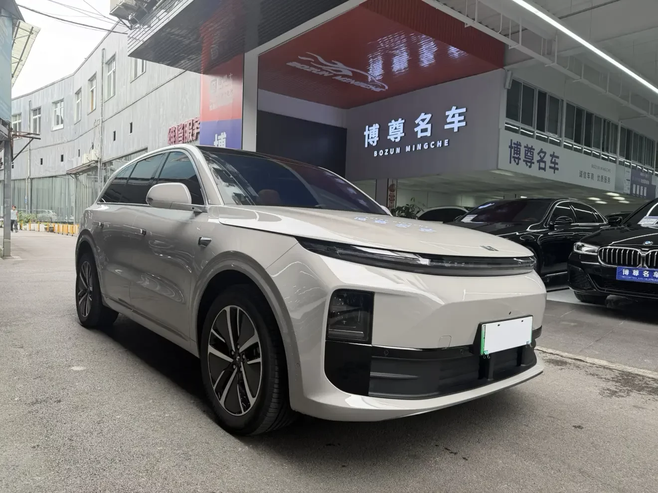 Lixiang L6
