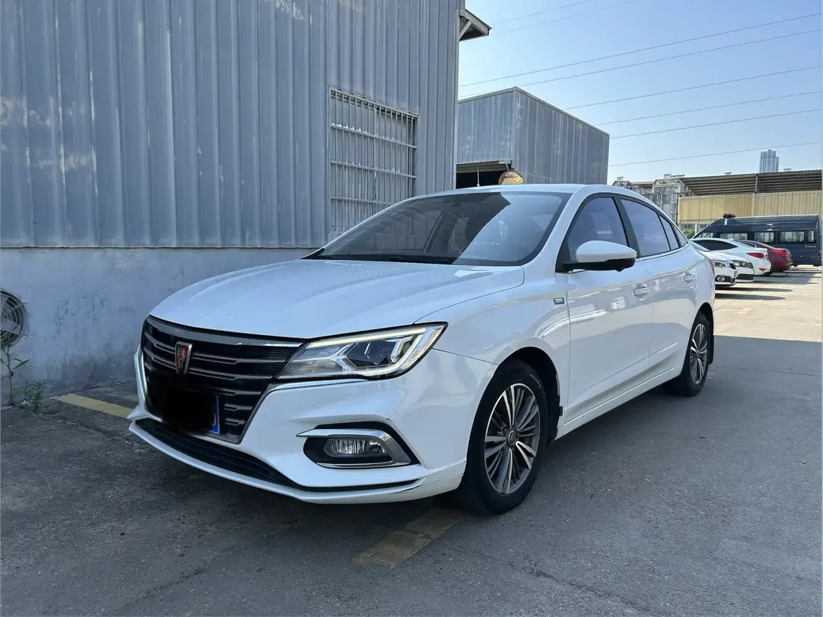 Roewe i5