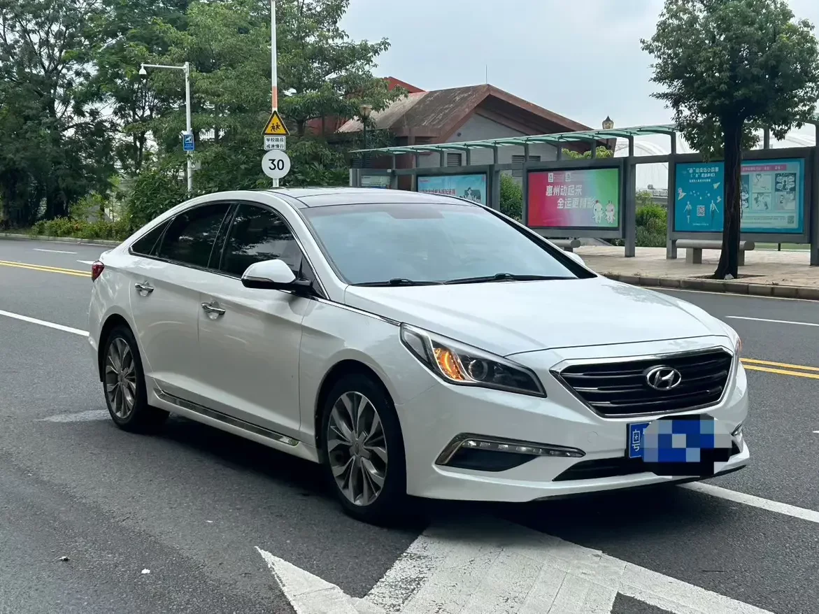 Hyundai sonata nine