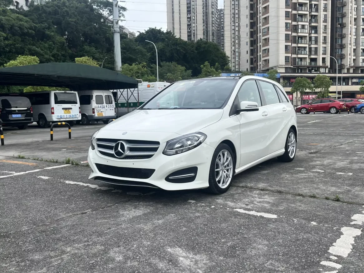 Mercedes-Benz B Class