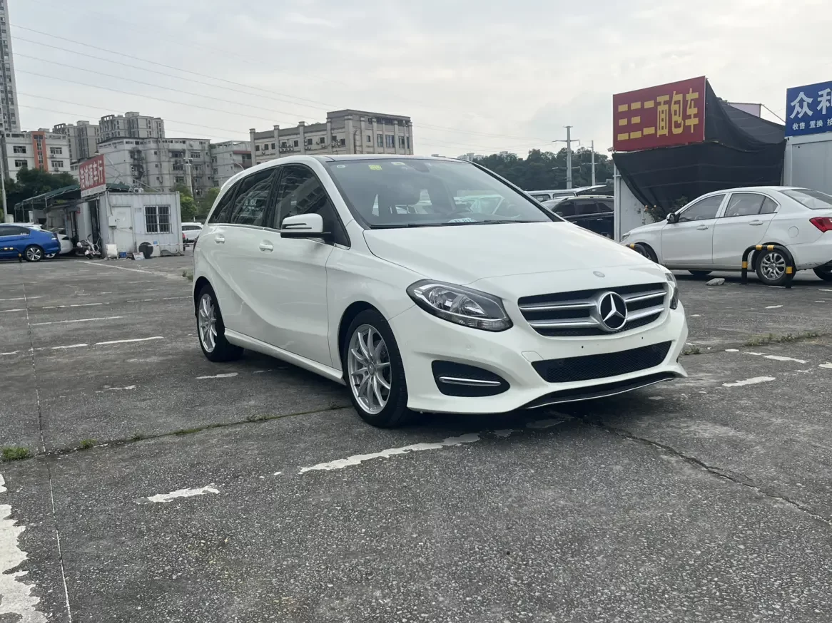 Mercedes-Benz B Class