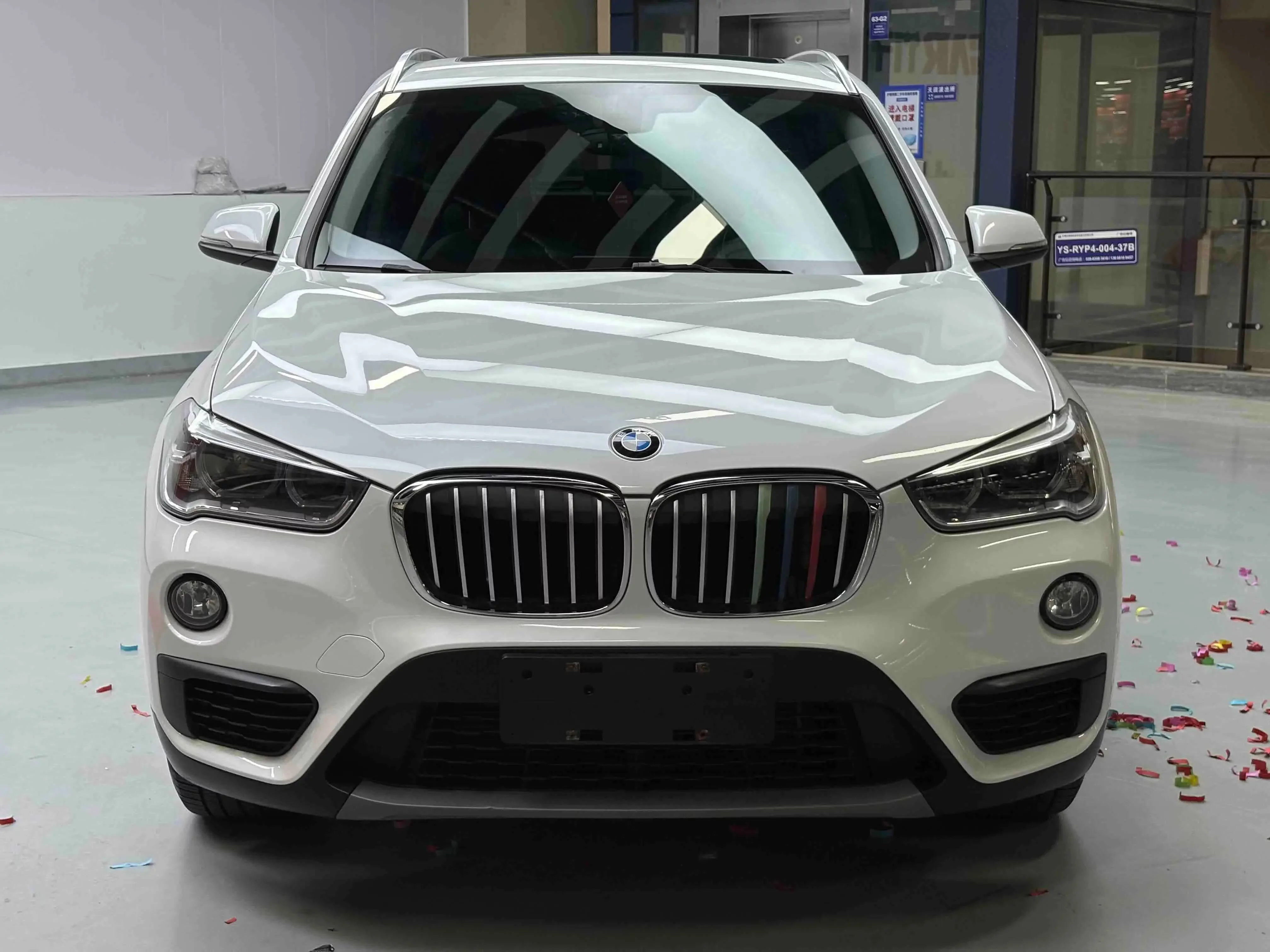 BMW X1  из Китая