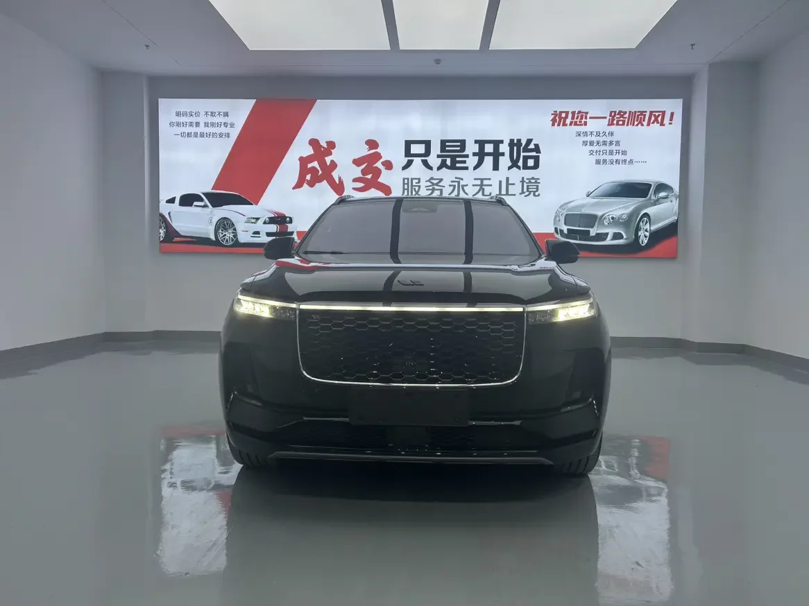 Li ONE (Ideal ONE)  из Китая