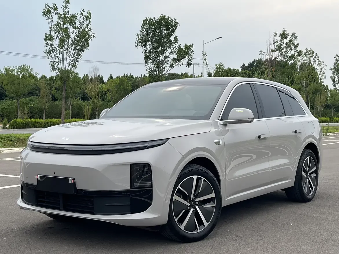 Li L6 (Ideal L6)  из Китая