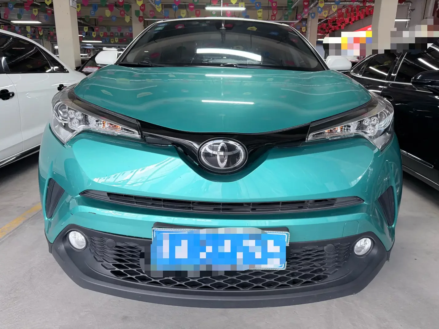 Toyota C-HR  из Китая