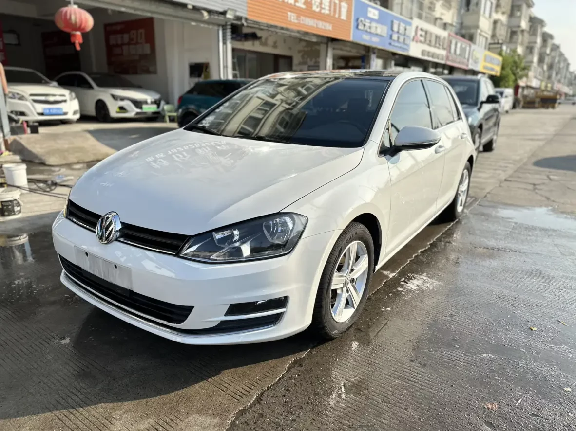 Volkswagen golf