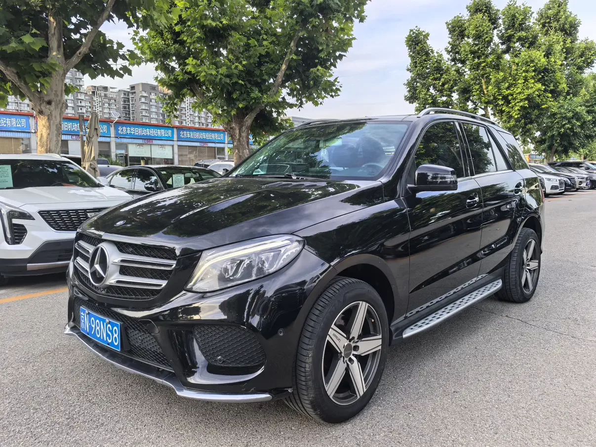 Mercedes-Benz GLE (Imported)