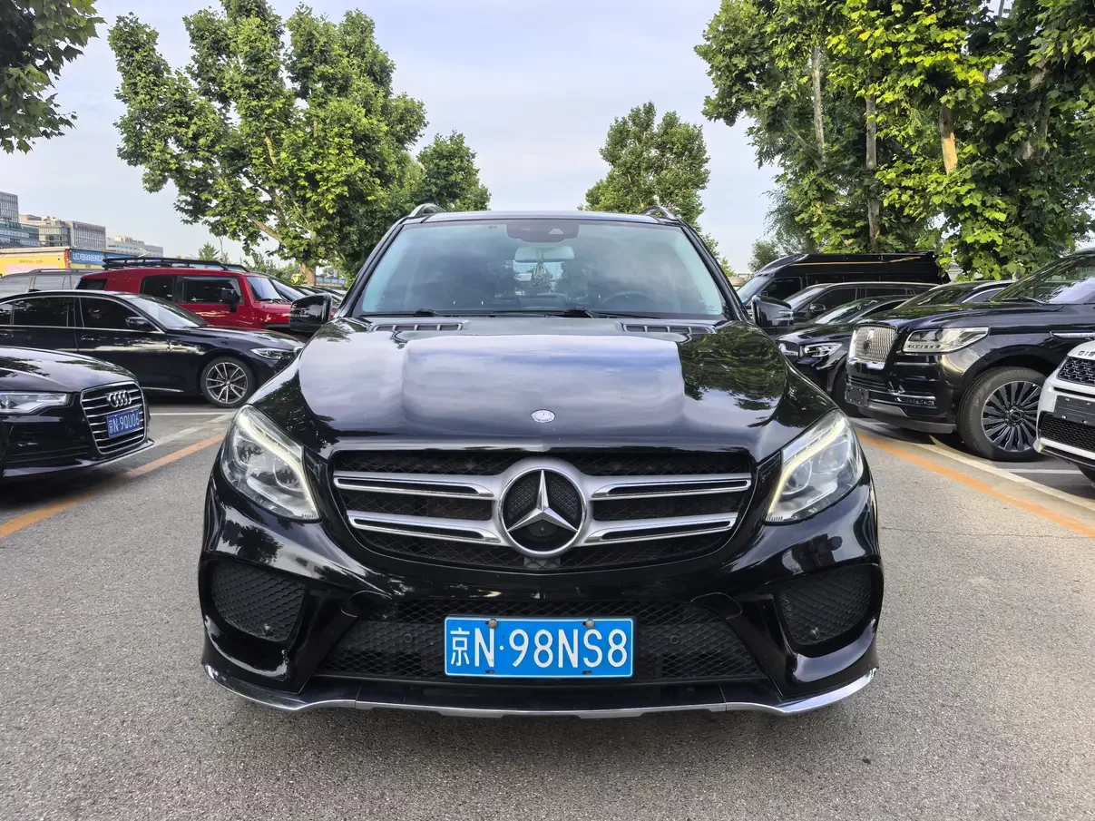 Mercedes-Benz GLE (Imported)
