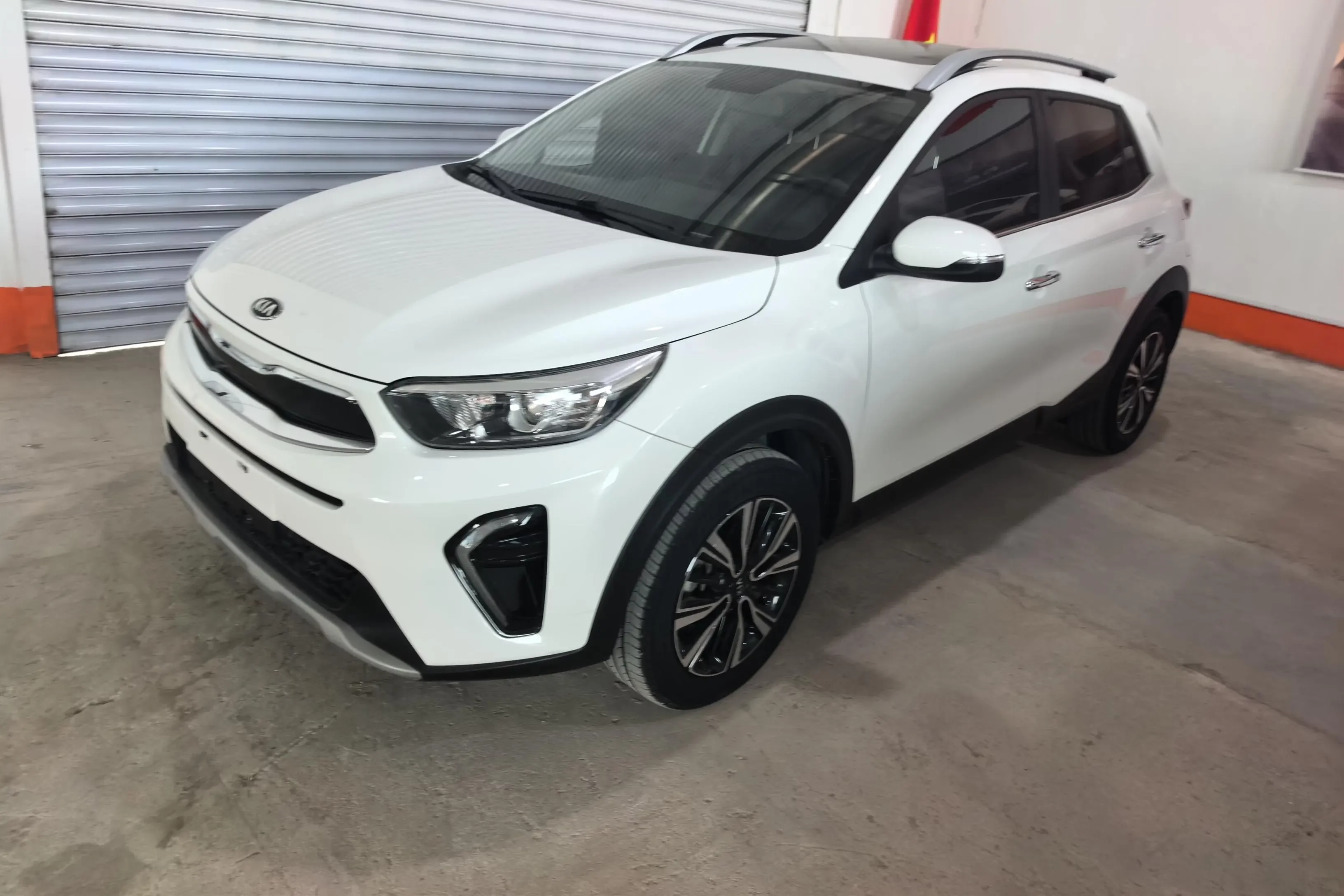 Kia KX1
