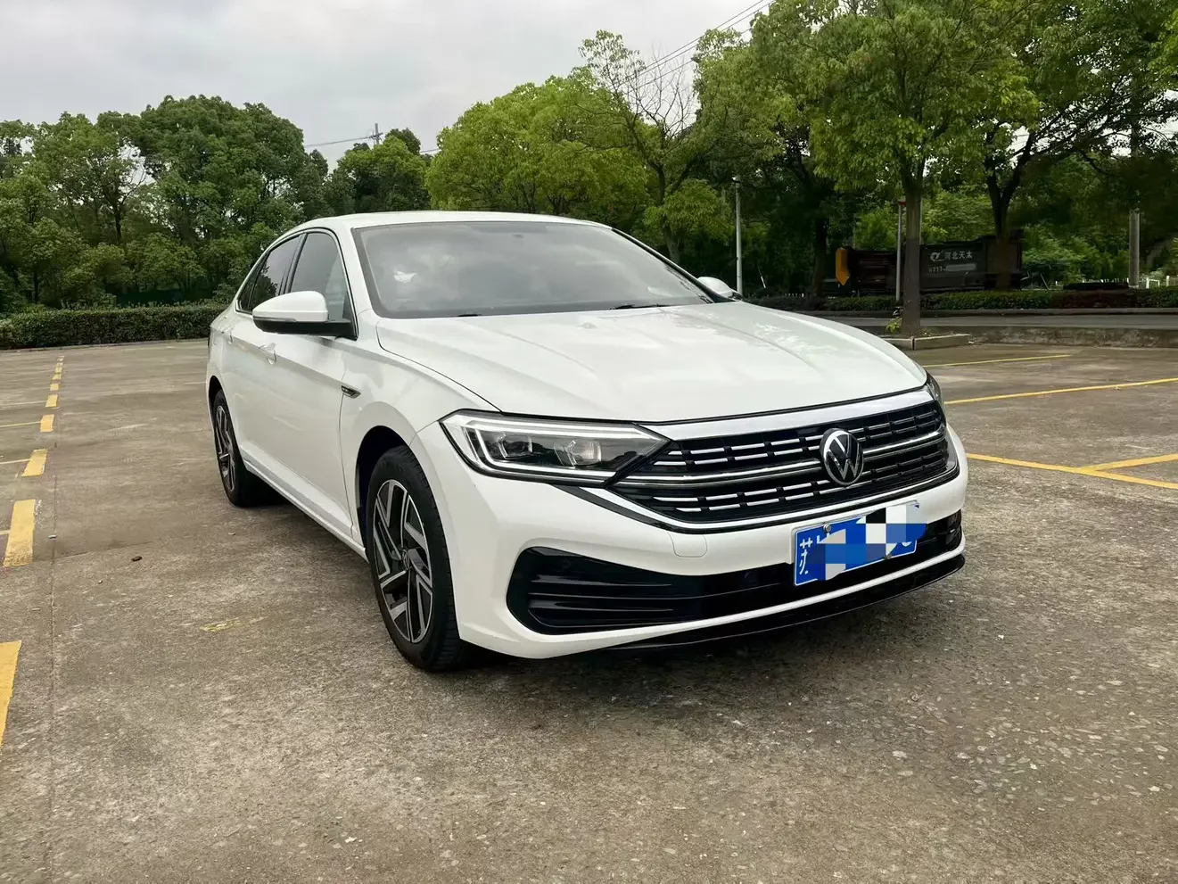 Volkswagen Sagitar