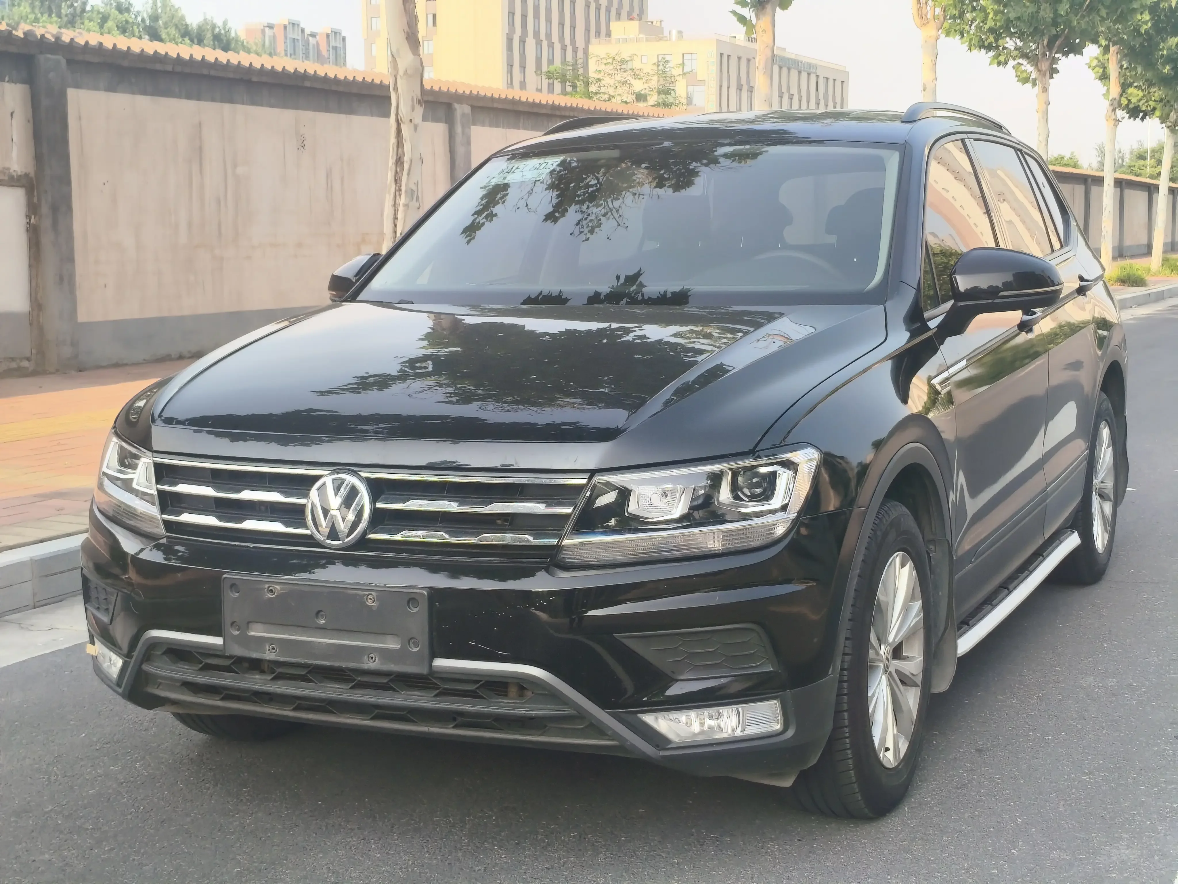 Volkswagen Tiguan L