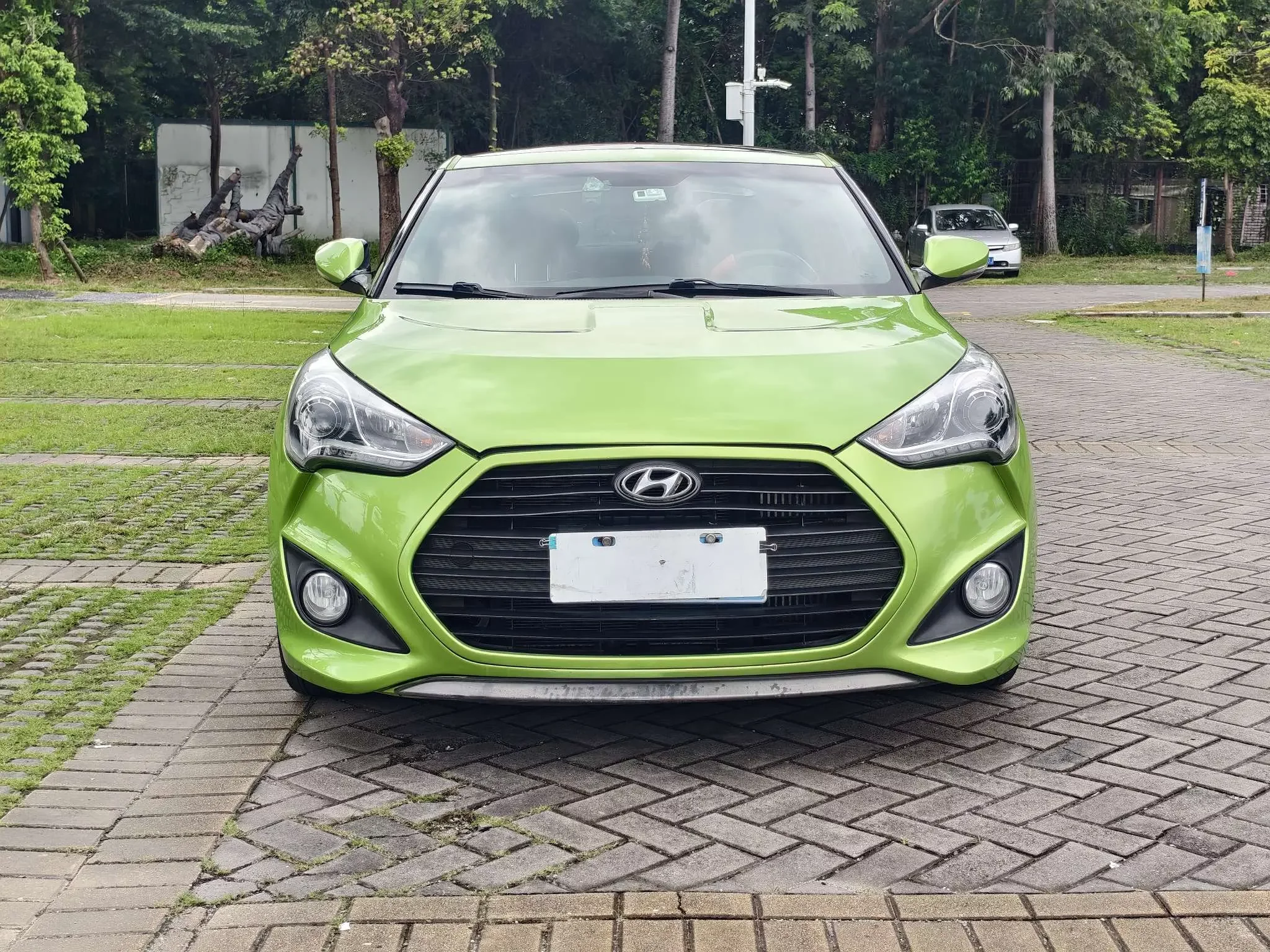 Hyundai Veloster