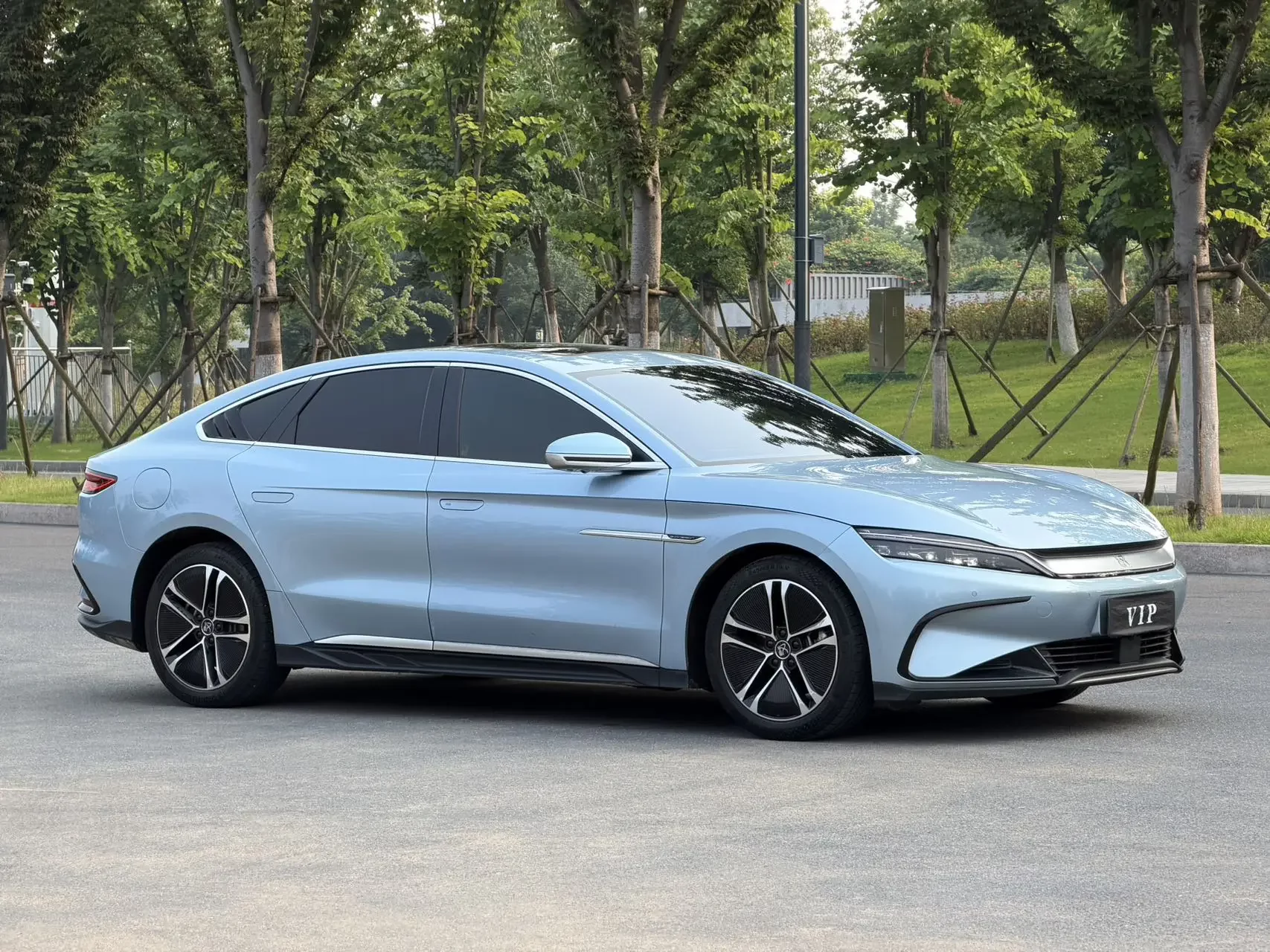 BYD Han EV