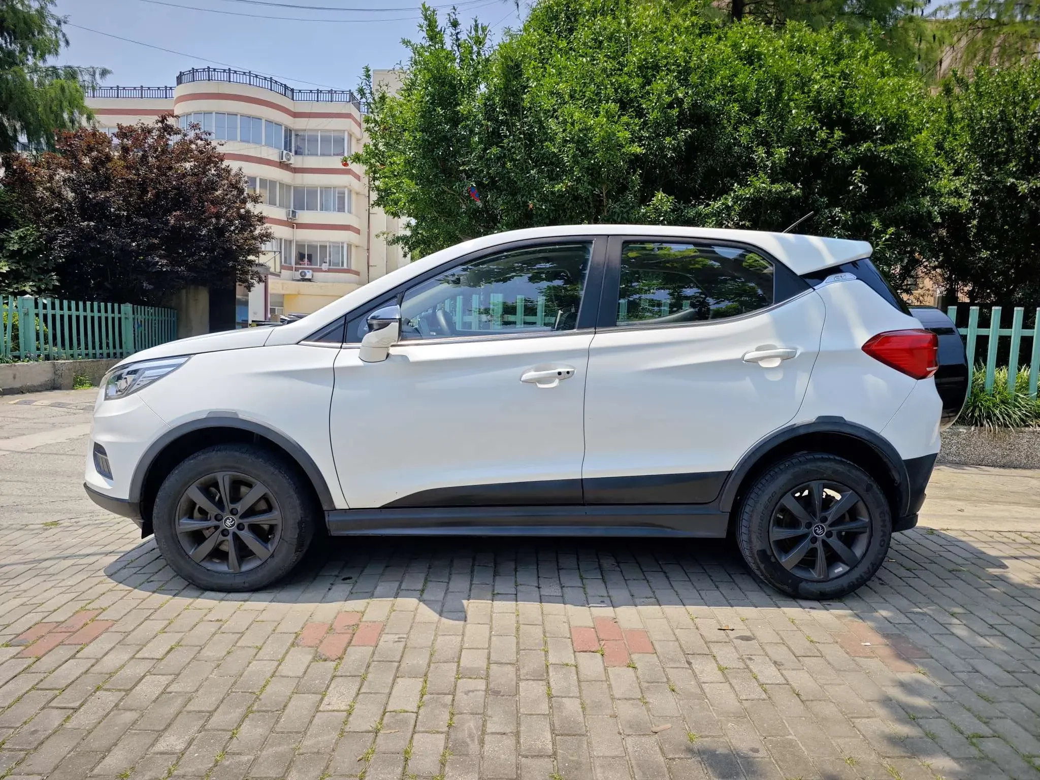 BYD Yuan EV