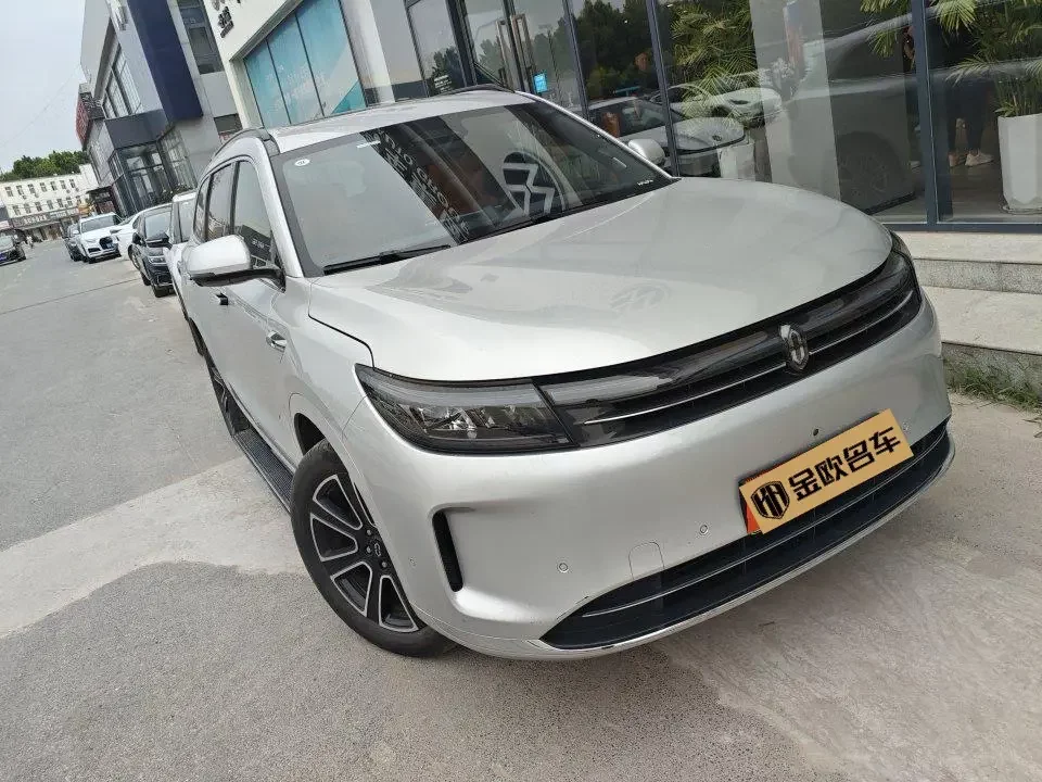 AITO M7