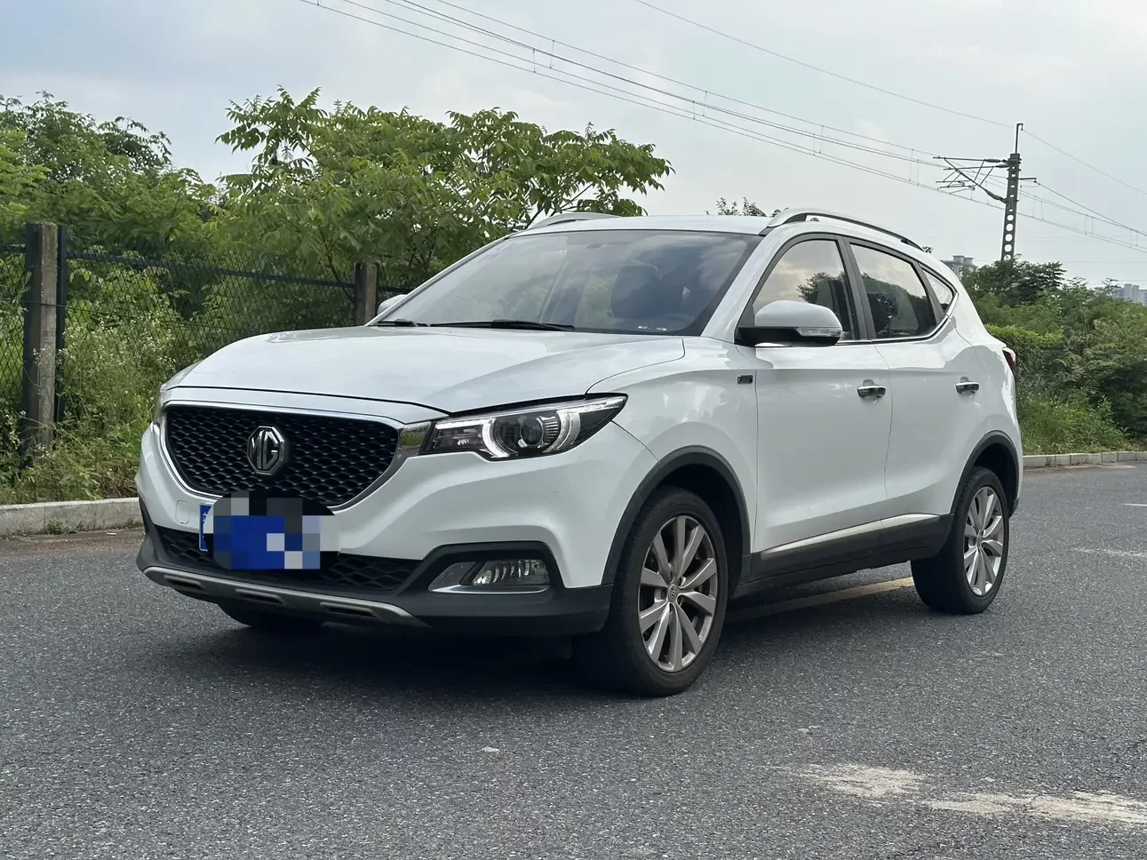 MG ZS
