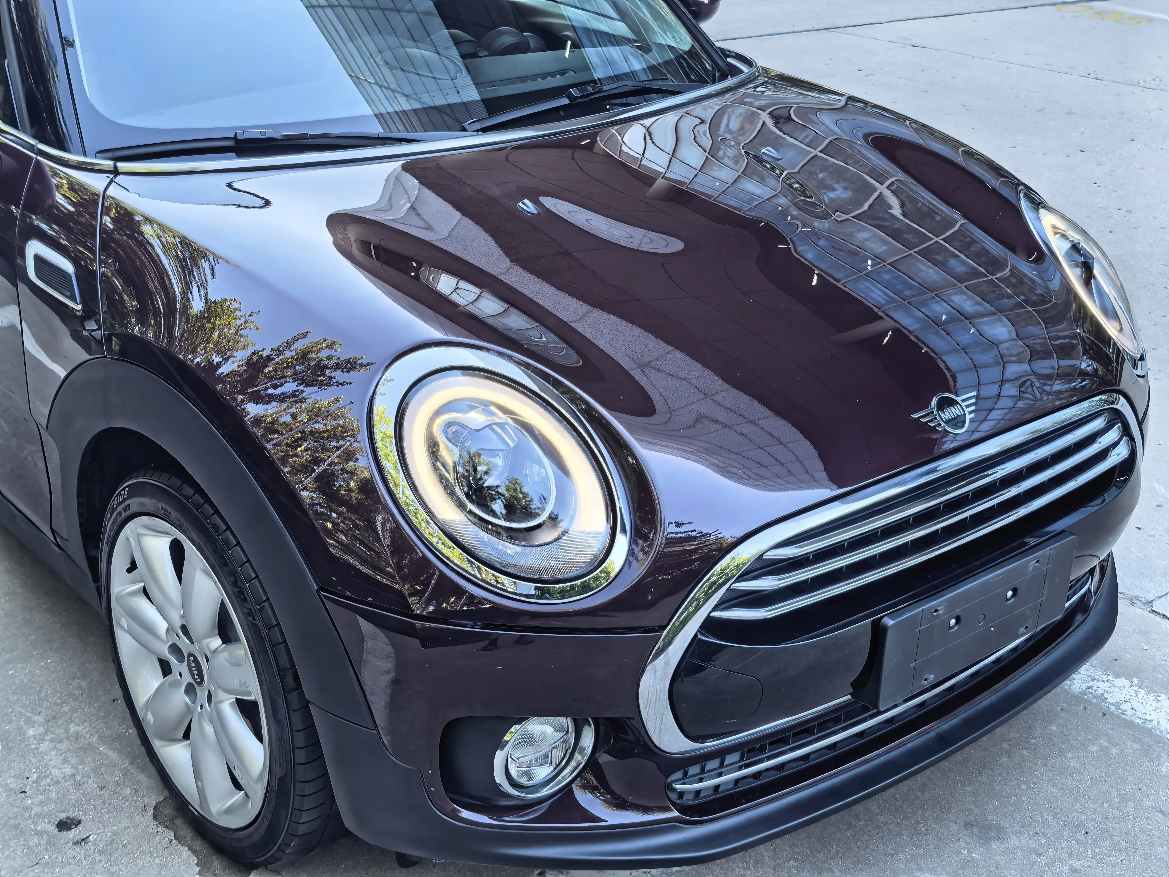 MINI CLUBMAN