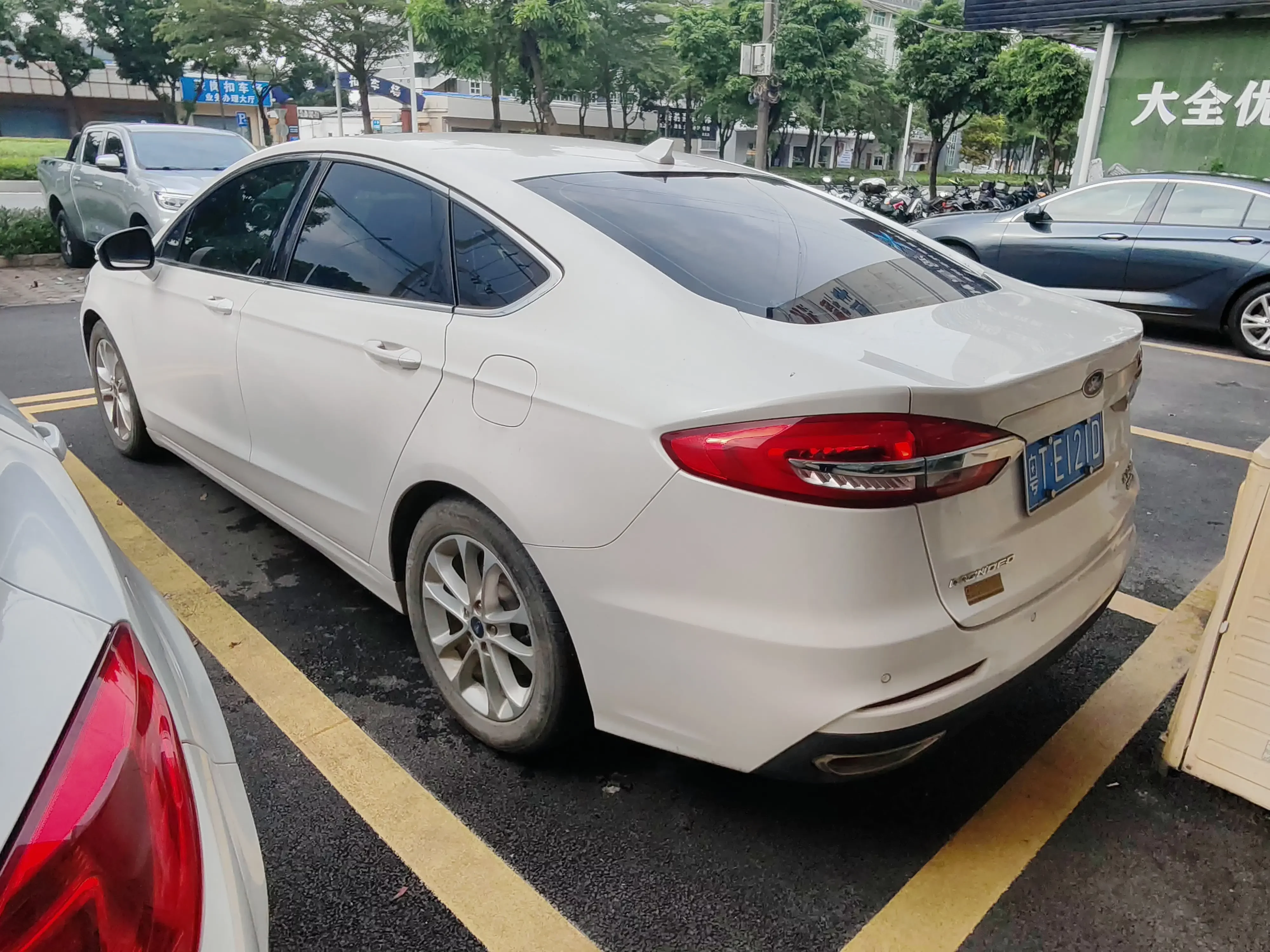 Ford Mondeo