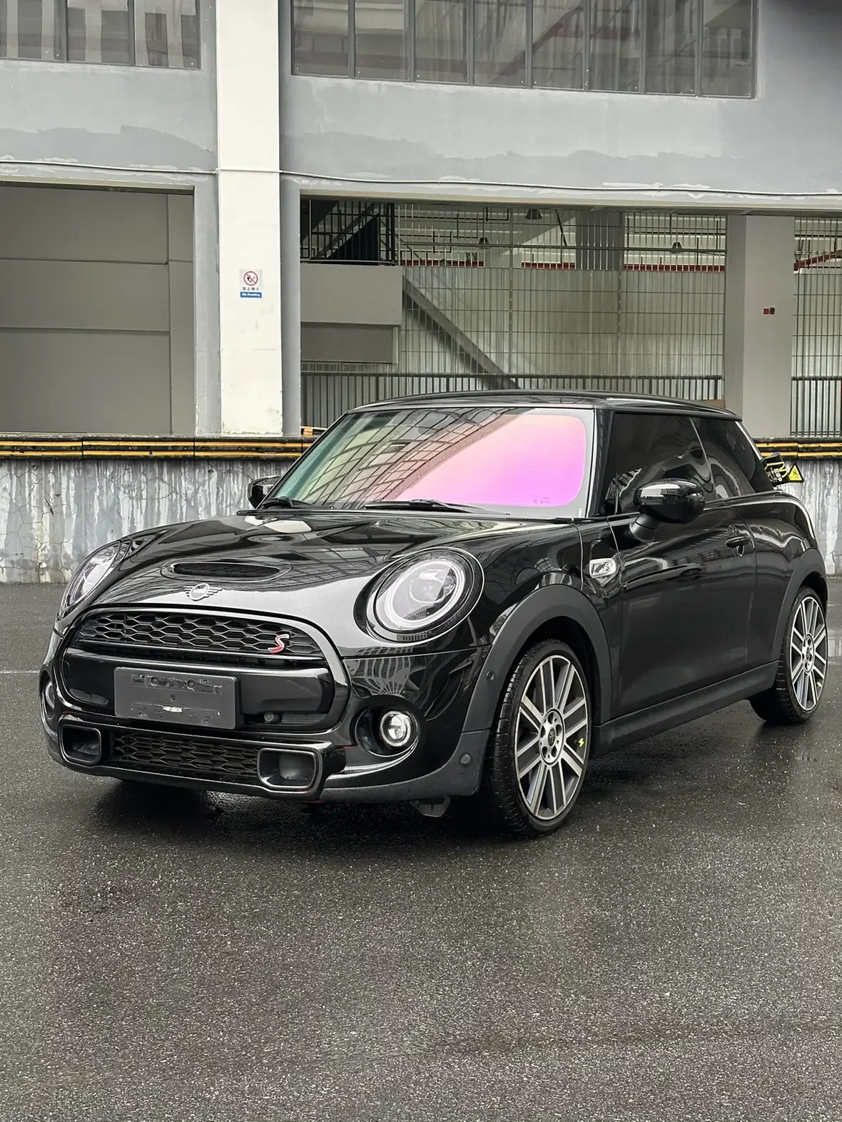 MINI 