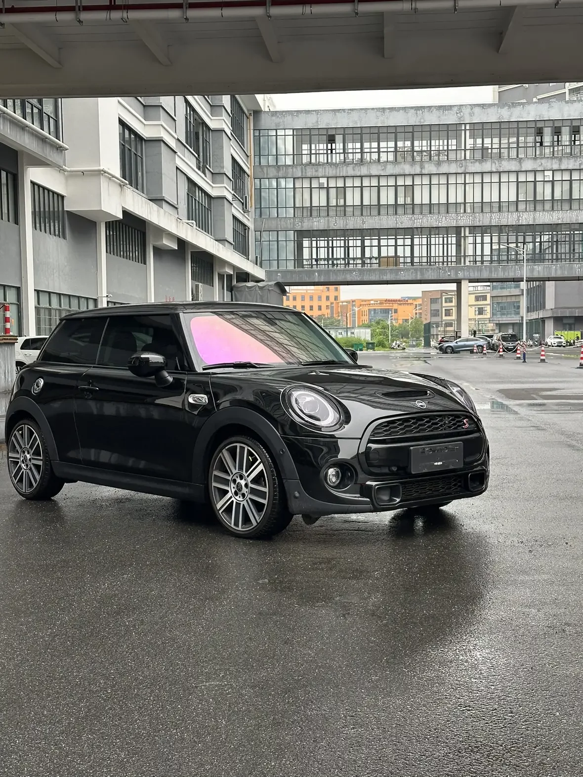 MINI 