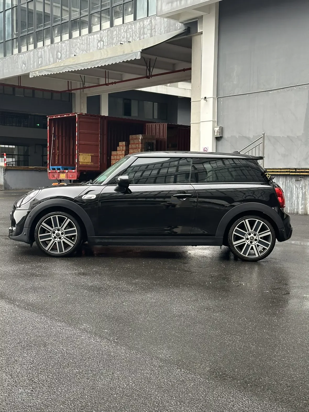 MINI 