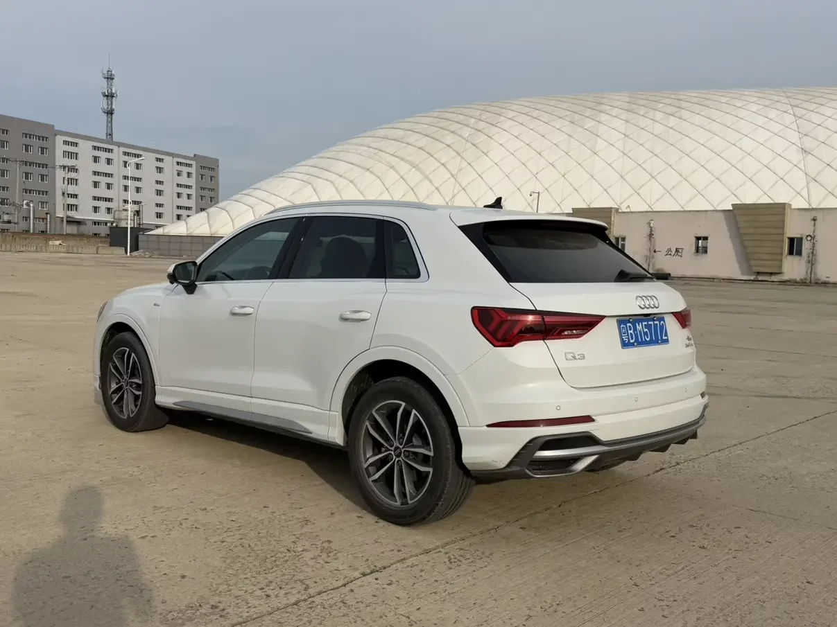 Audi Q3