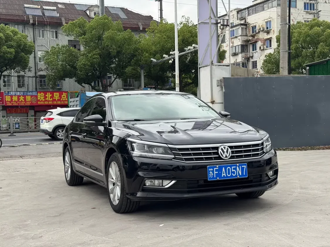 Volkswagen Passat