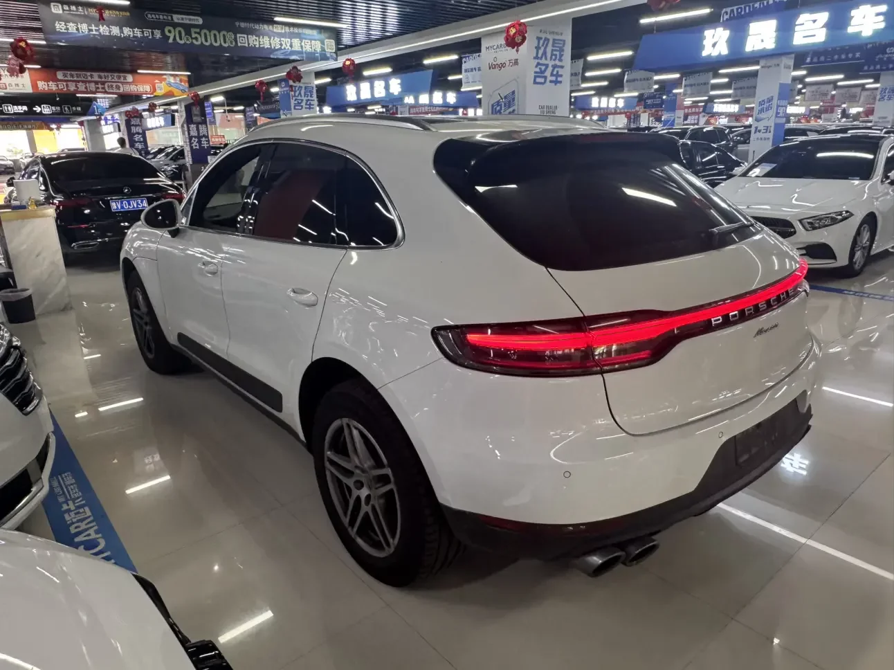 Porsche Macan  из Китая
