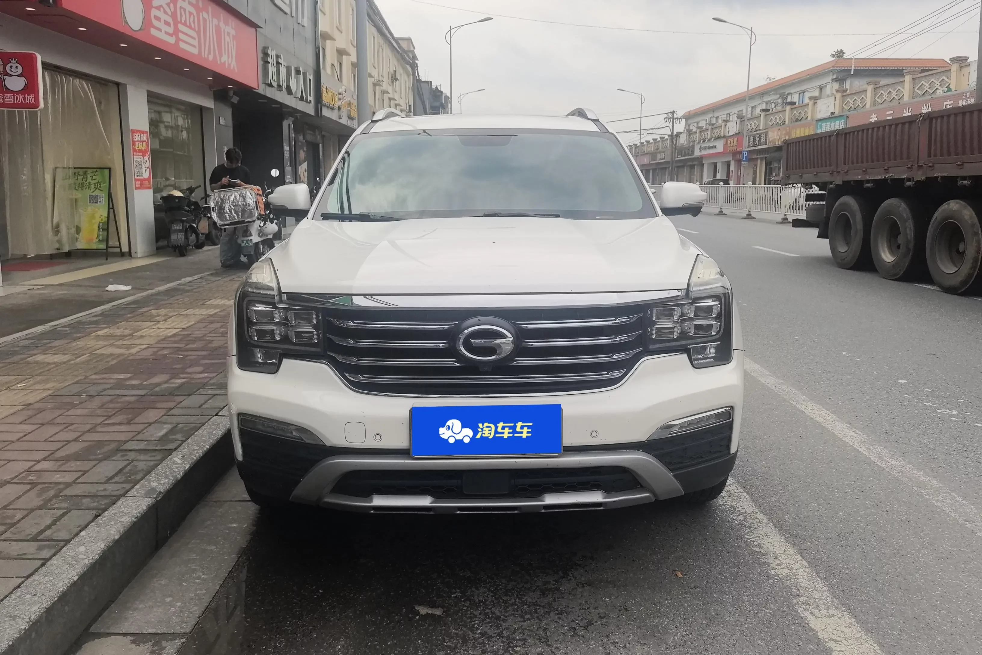 GAC Trumpchi GS8  из Китая