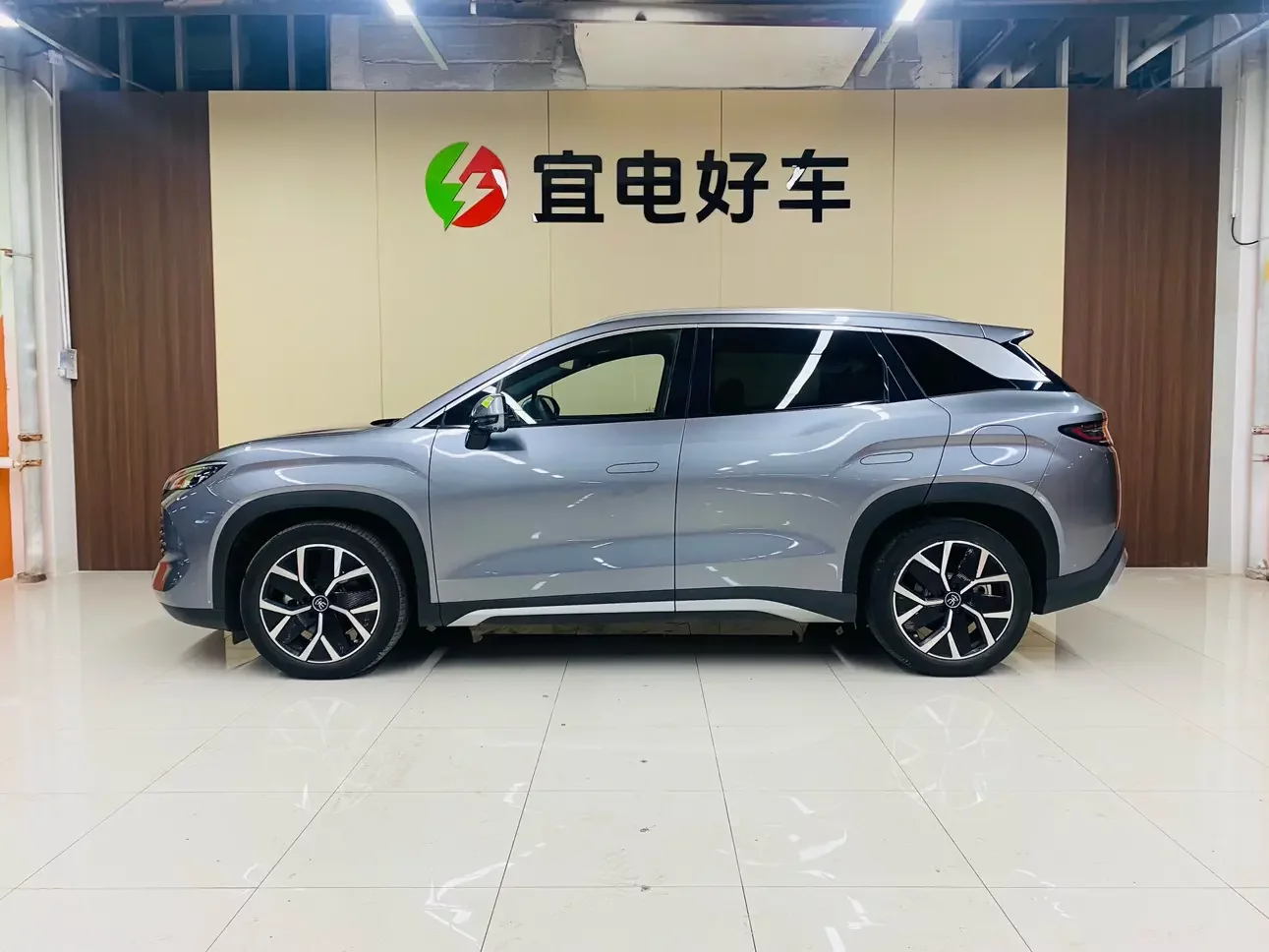 BYD Song L DM