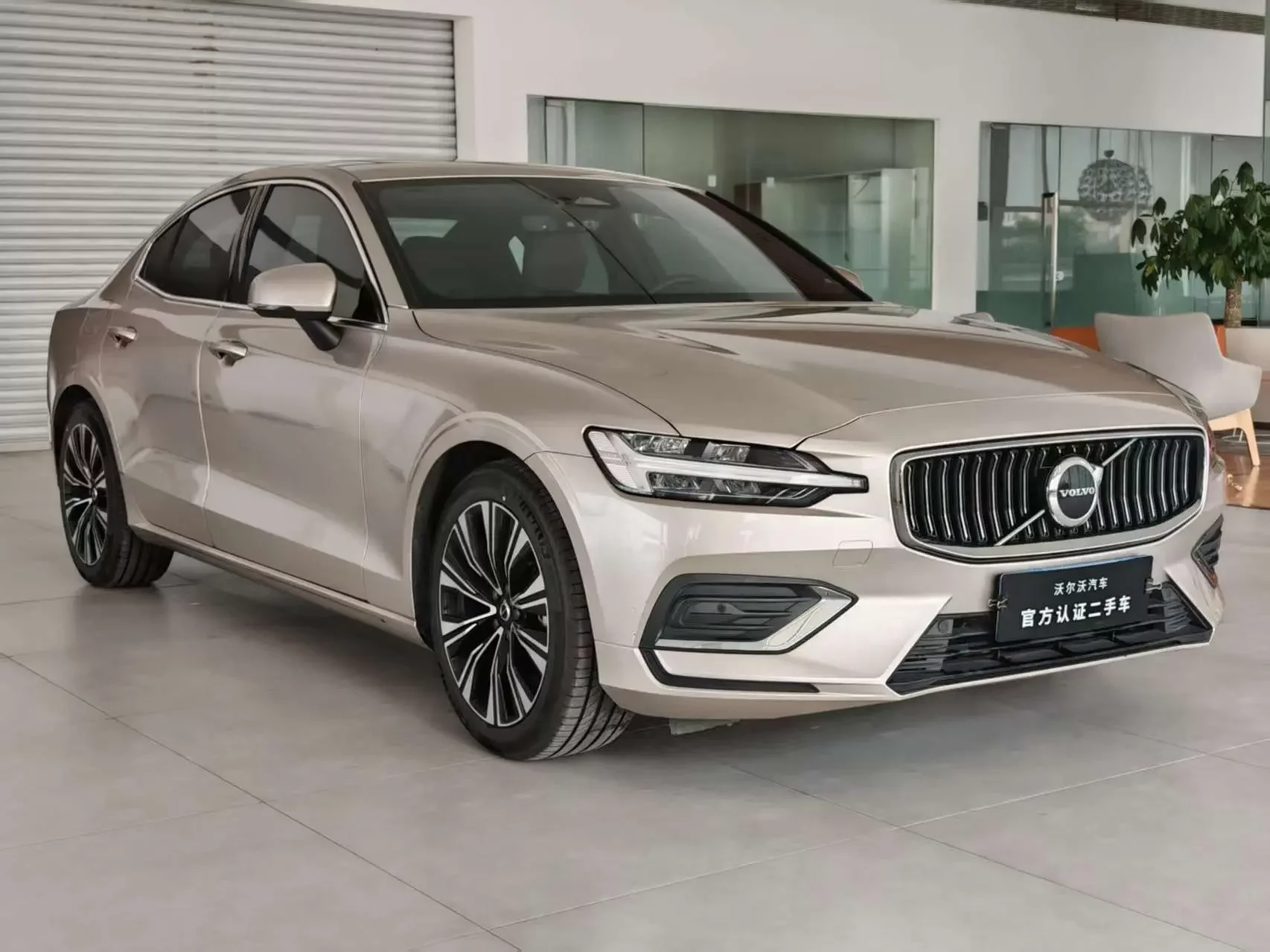 Volvo S60