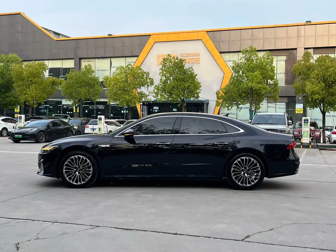 Audi A7L