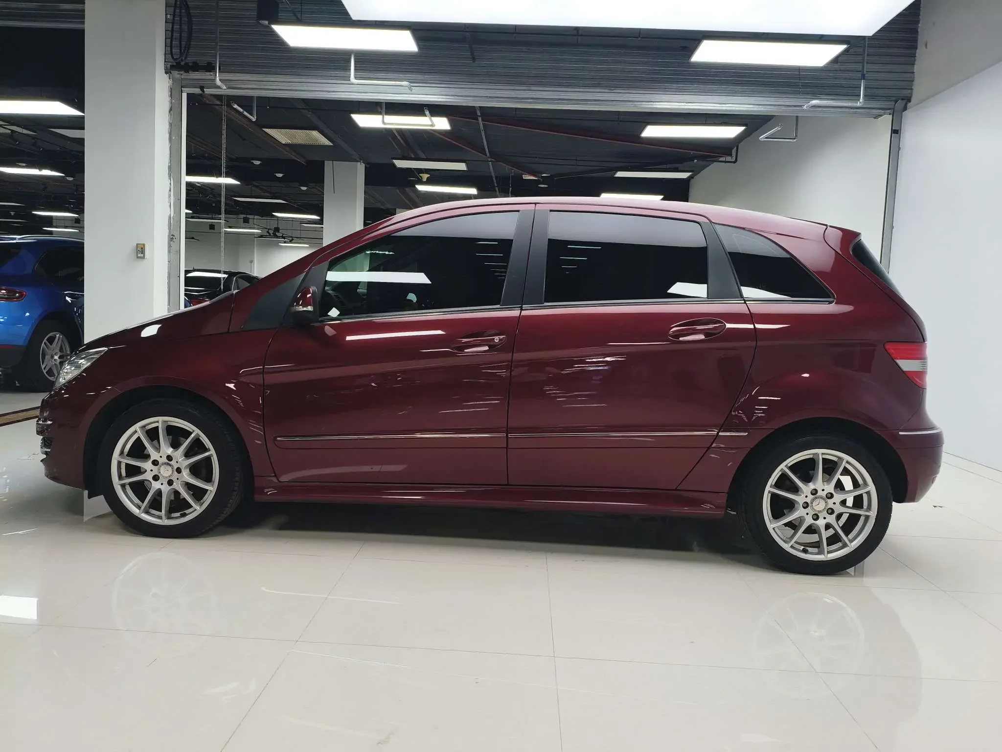 Mercedes-Benz B Class