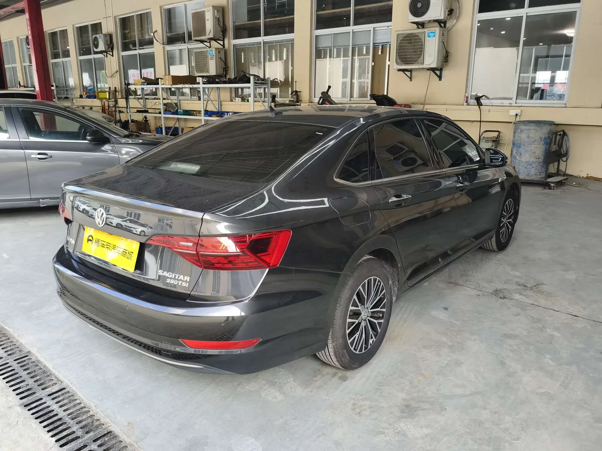 Volkswagen Sagitar