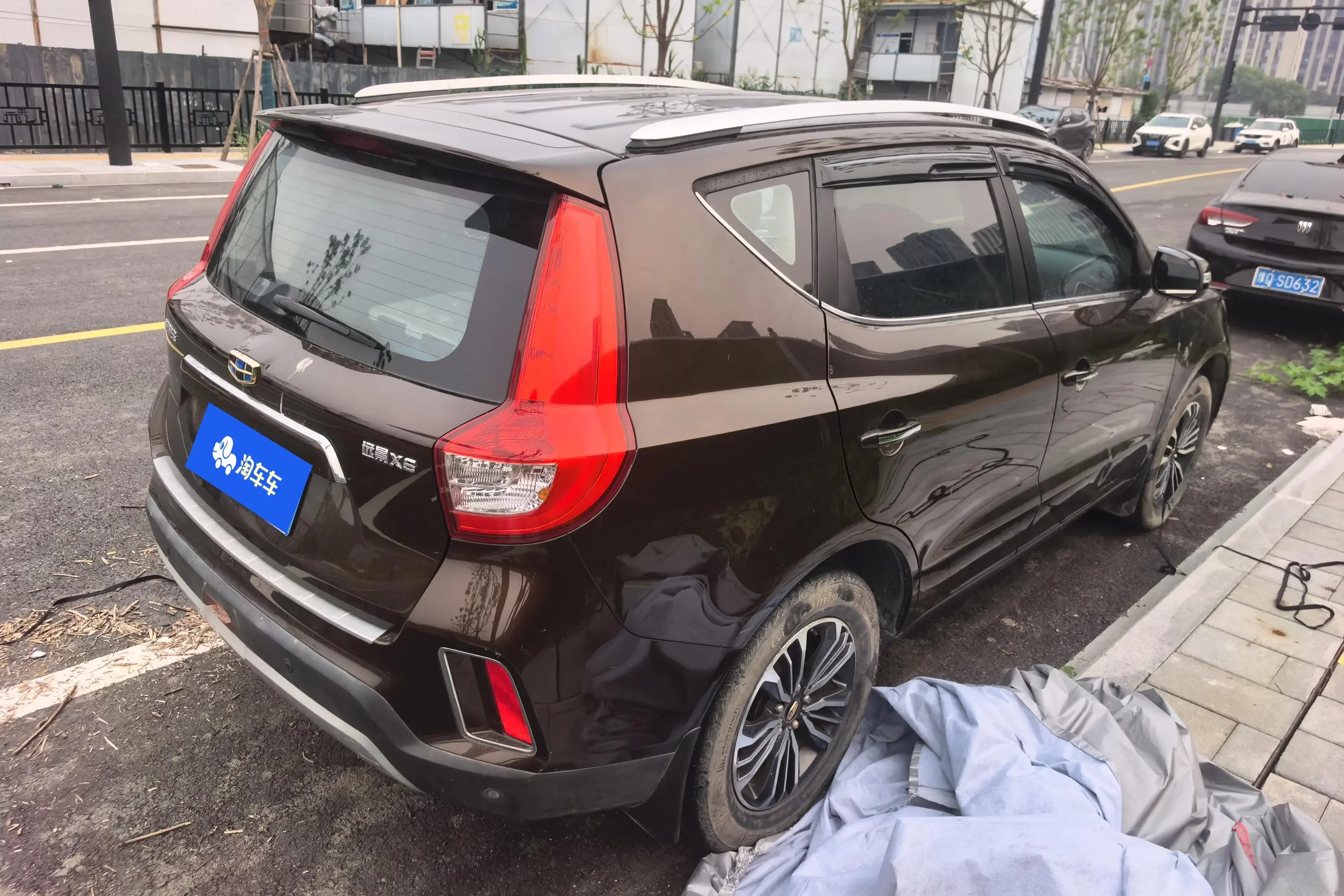 Geely Vision X6