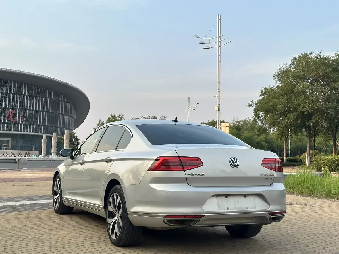 Volkswagen Magotan