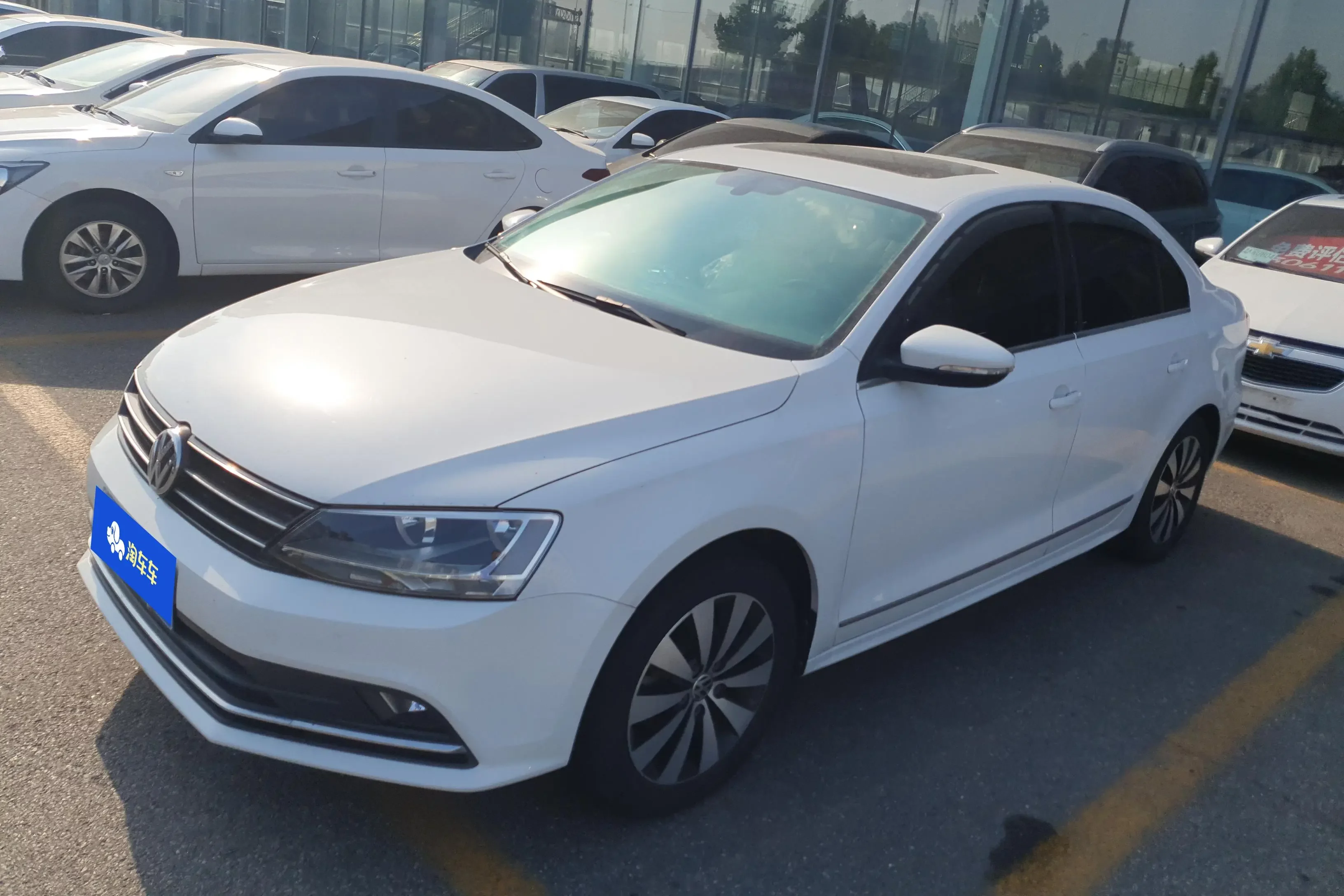 Volkswagen Sagitar