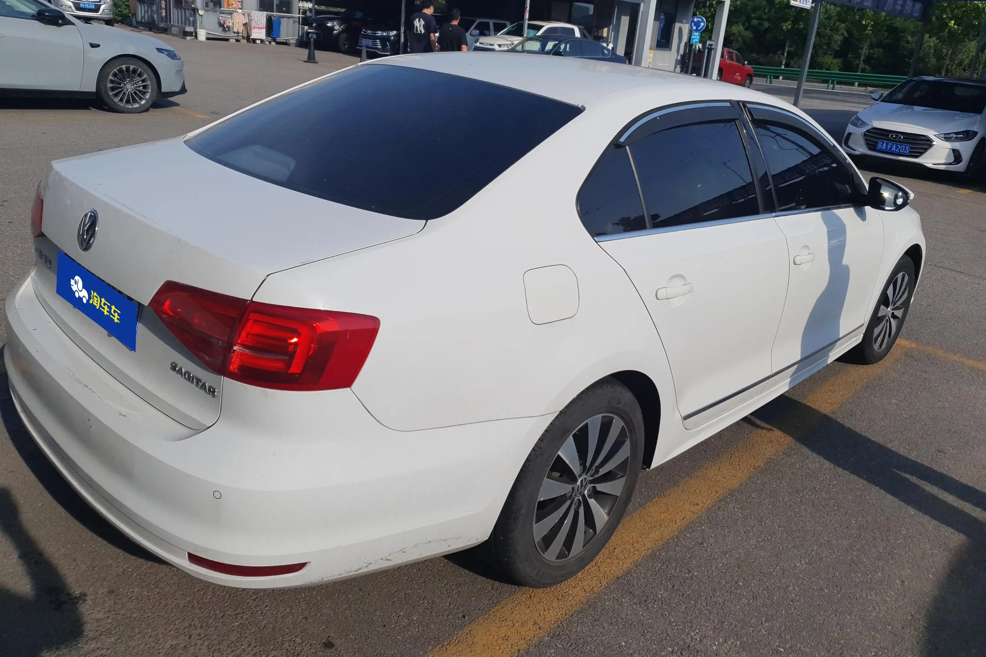 Volkswagen Sagitar
