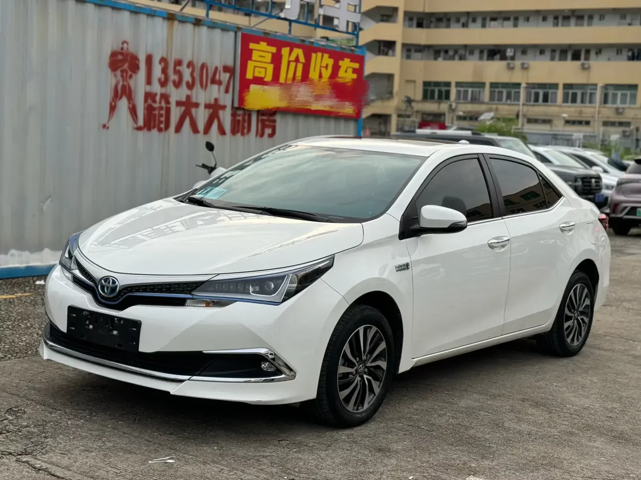 Toyota Corolla Dual Engine E+