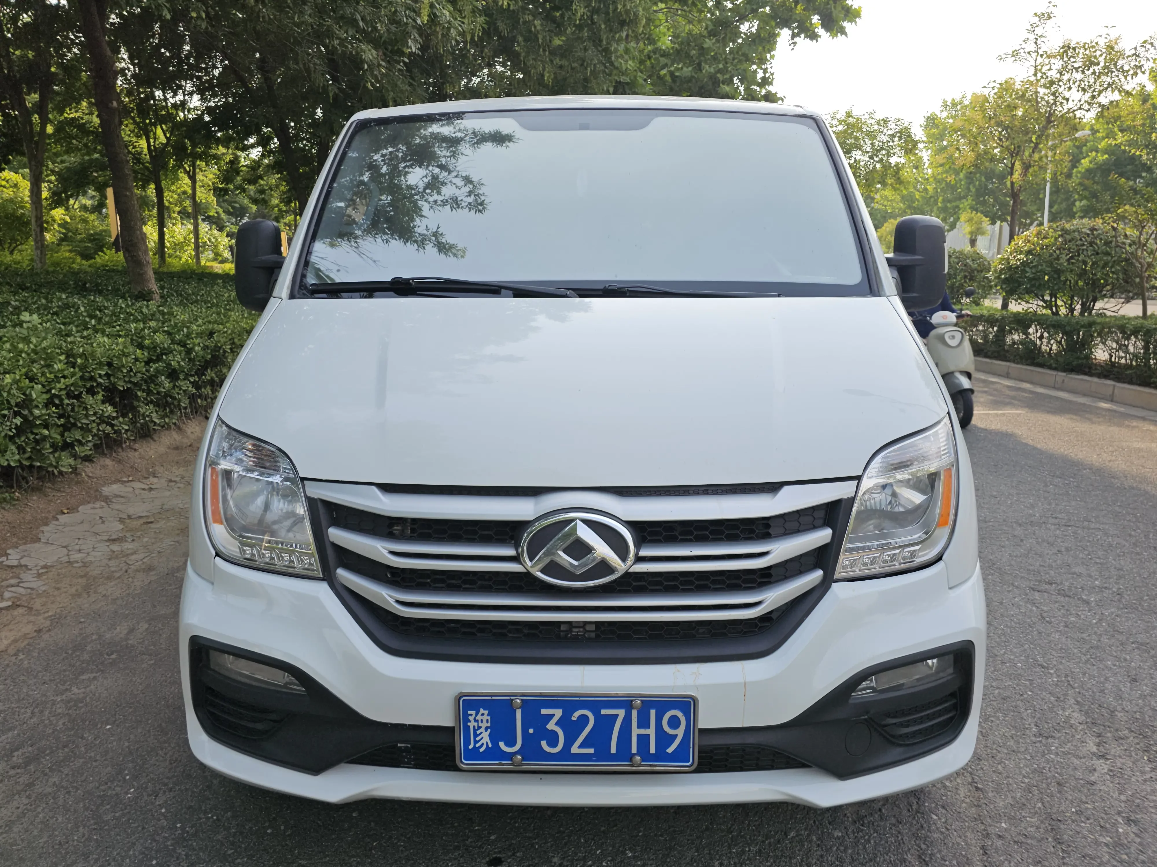 Datong Xintu V80  из Китая