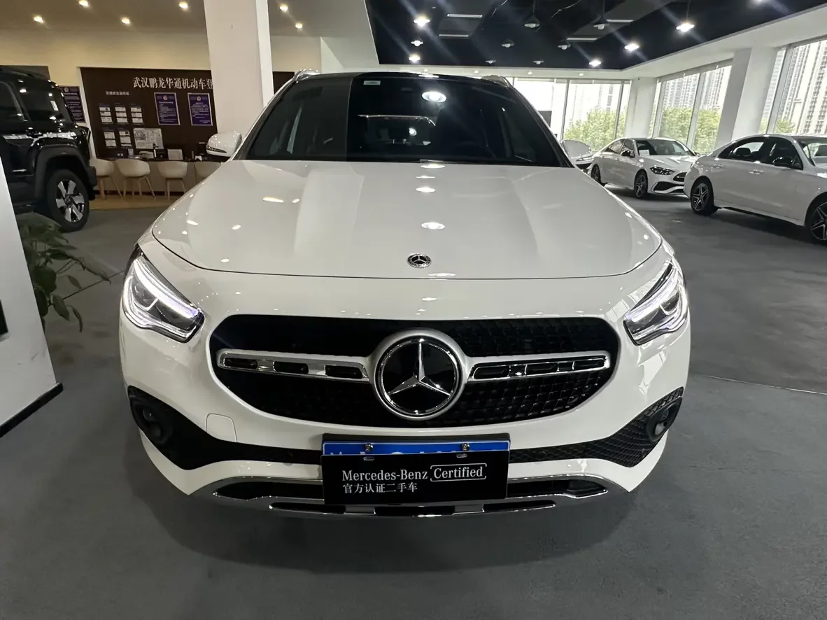 Mercedes-Benz GLA