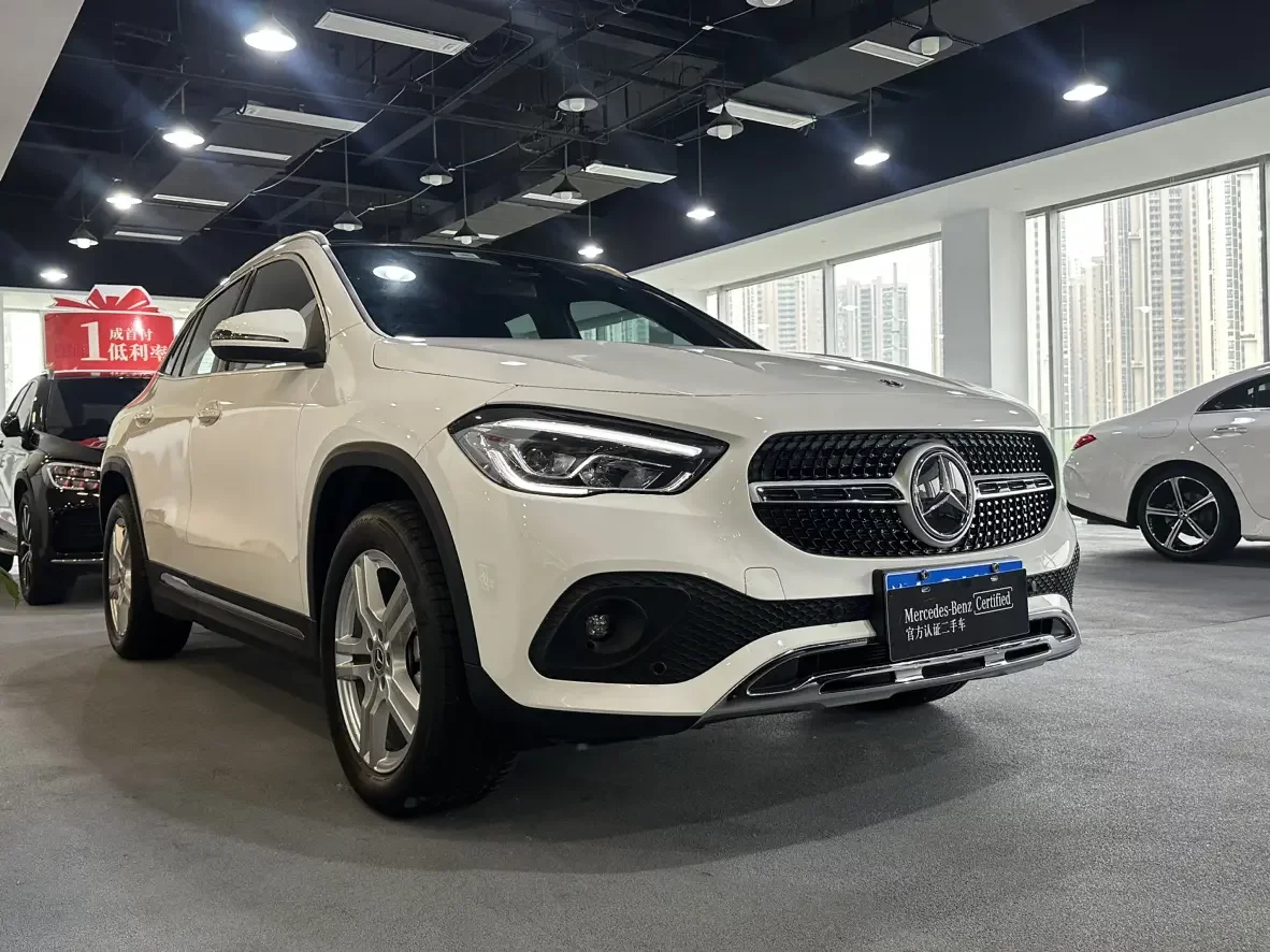 Mercedes-Benz GLA