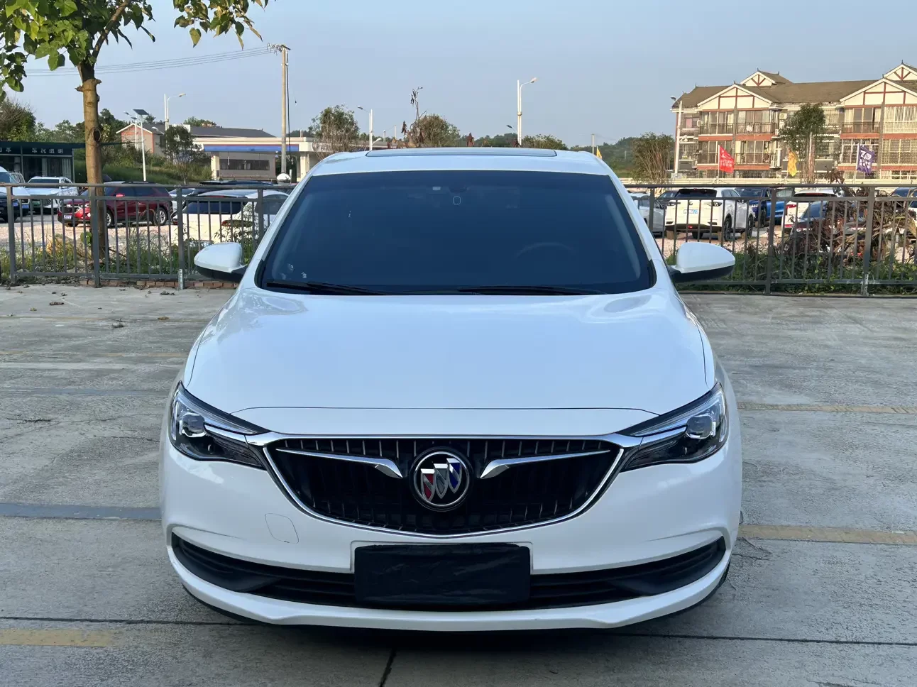Buick Yinglang