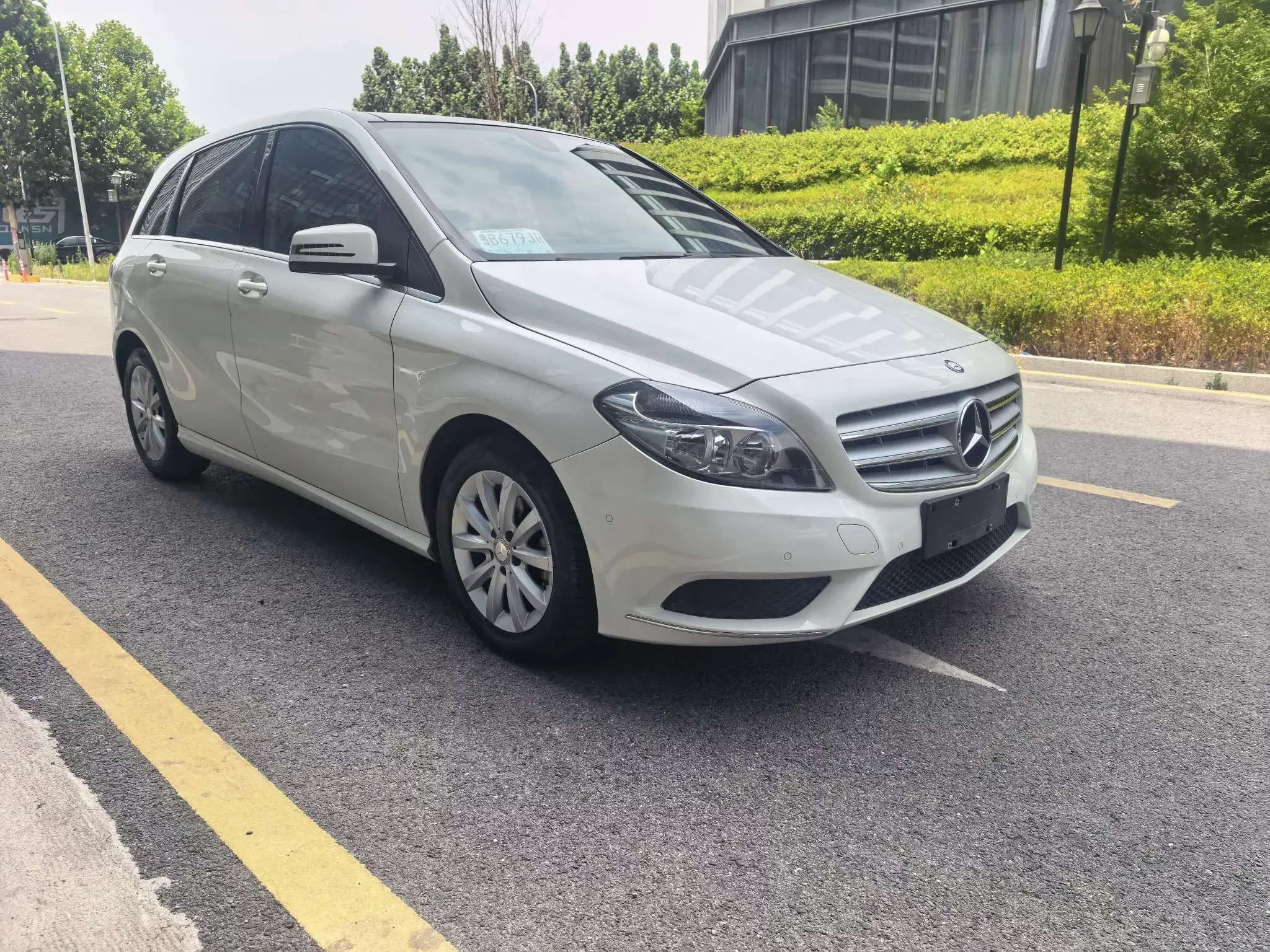 Mercedes-Benz B Class