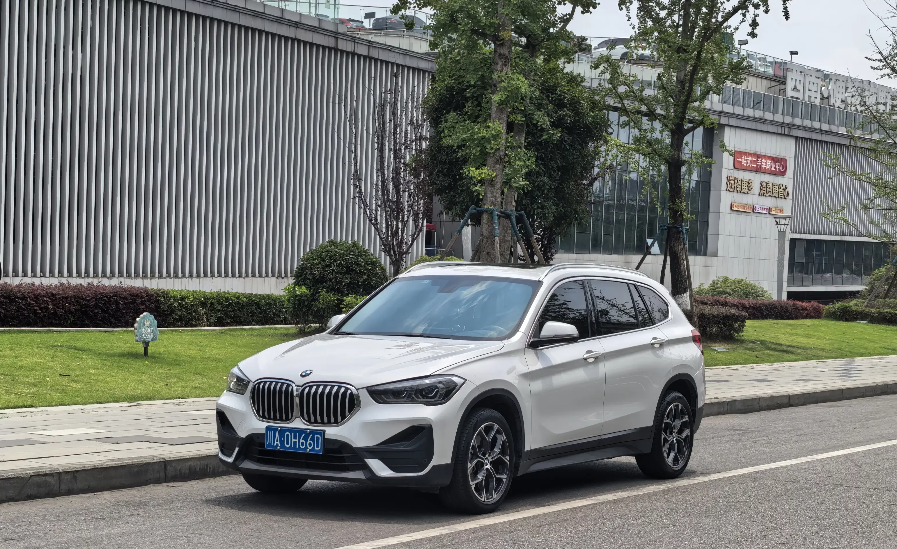 BMW X1