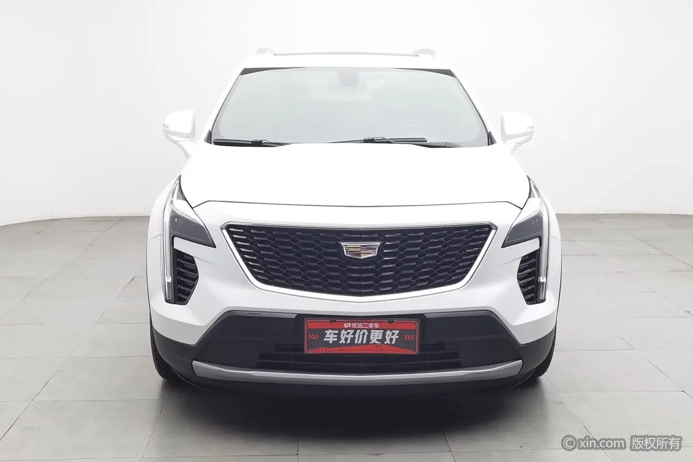 Cadillac XT4  из Китая