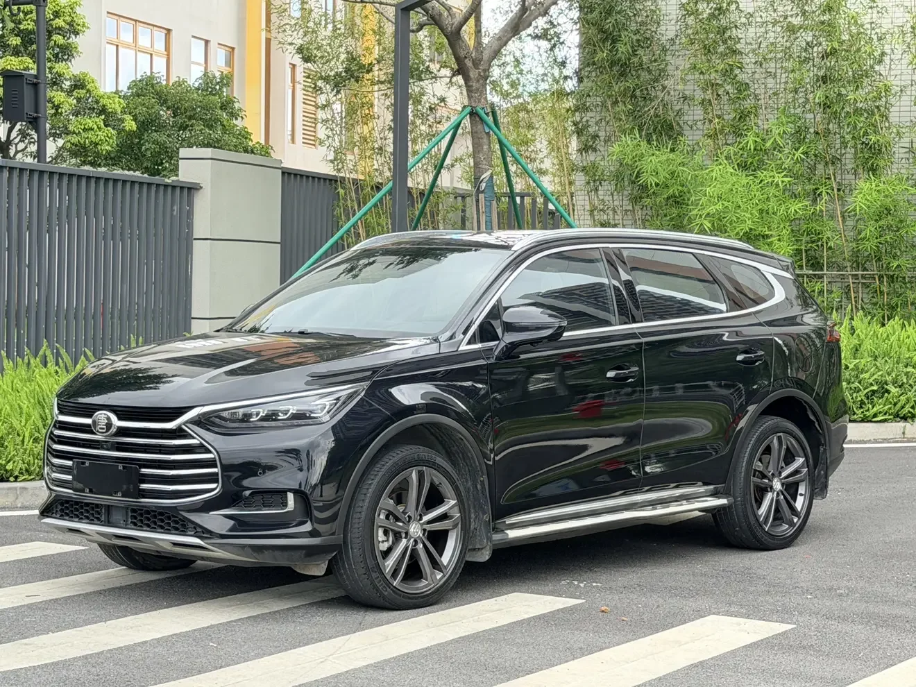 BYD Tang