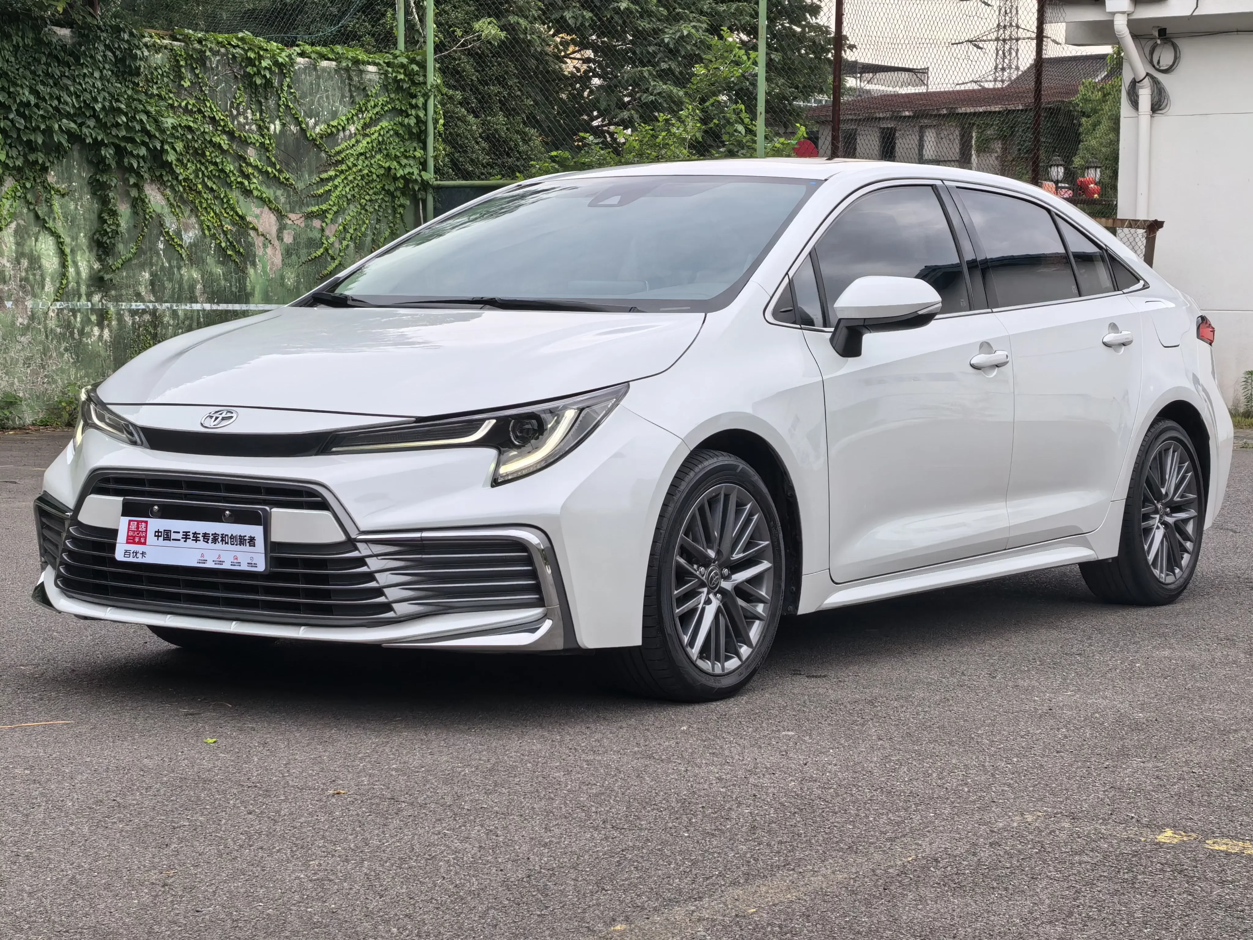 Toyota Levin (Ling Shang)  из Китая