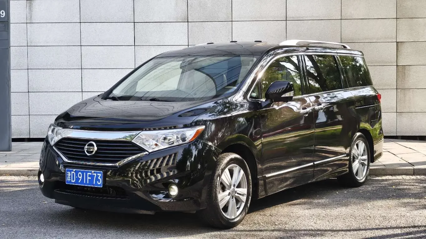 Nissan nobleman